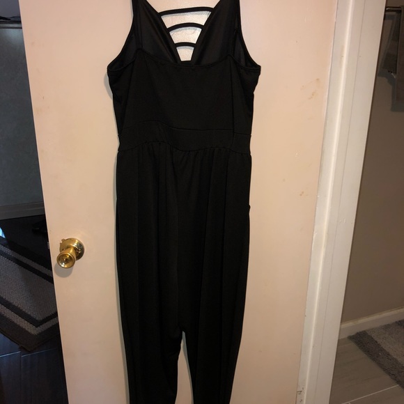 Full length jumpsuit - Picture 2 of 2
